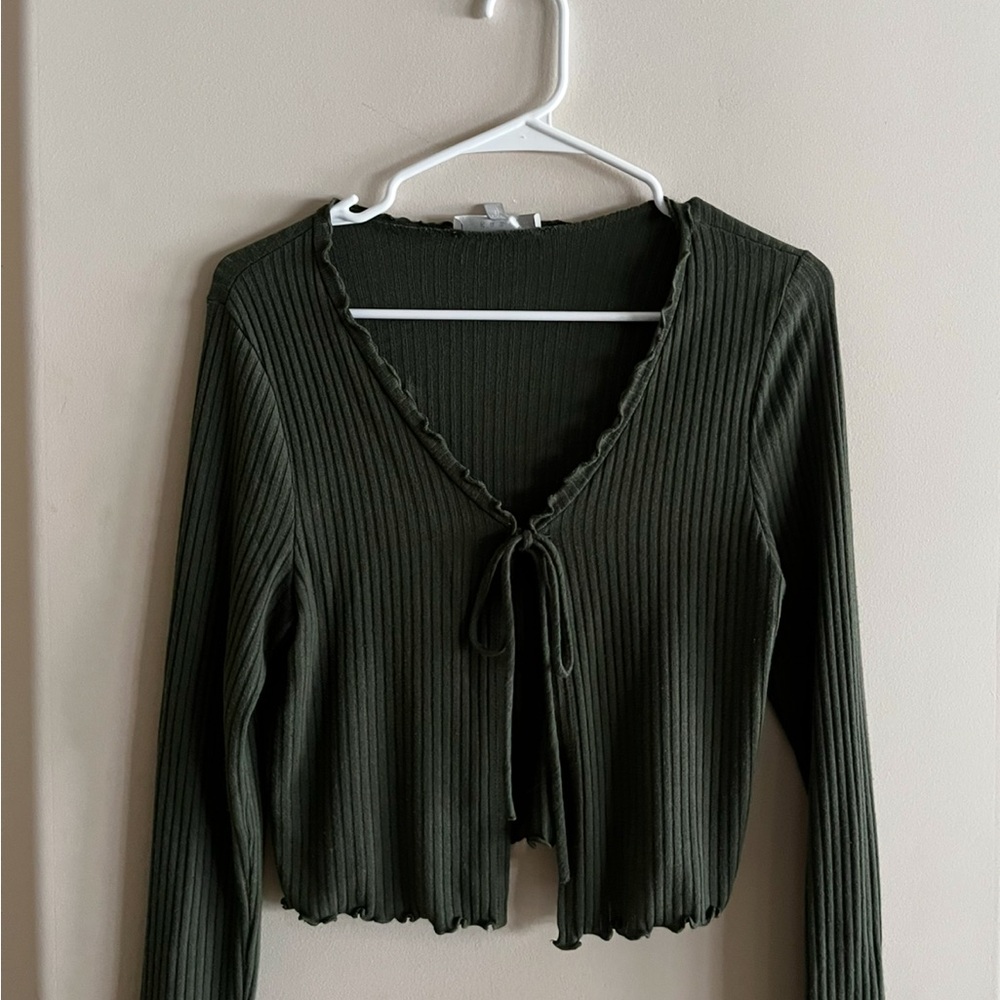 Green thin wrap sweater